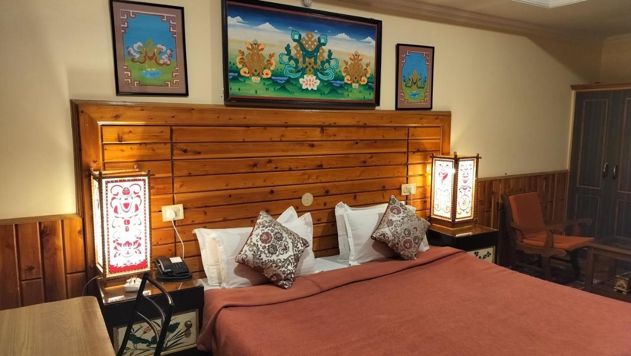 Auspiscious Him View Hotel McLeod Ganj Exterior photo